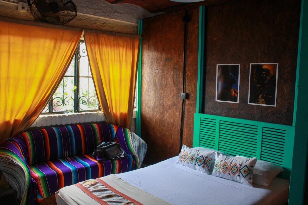 Canova Hostel & Pizza Puerto Vallarta Exterior photo
