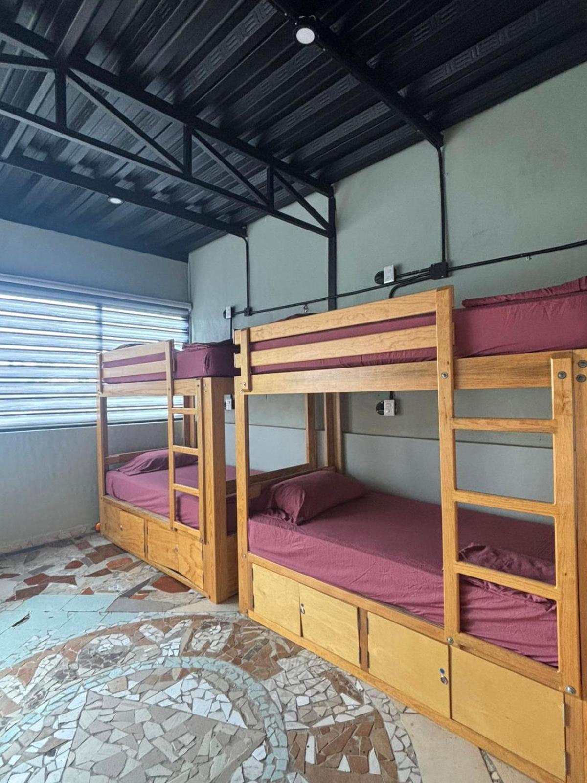 Canova Hostel & Pizza Puerto Vallarta Exterior photo