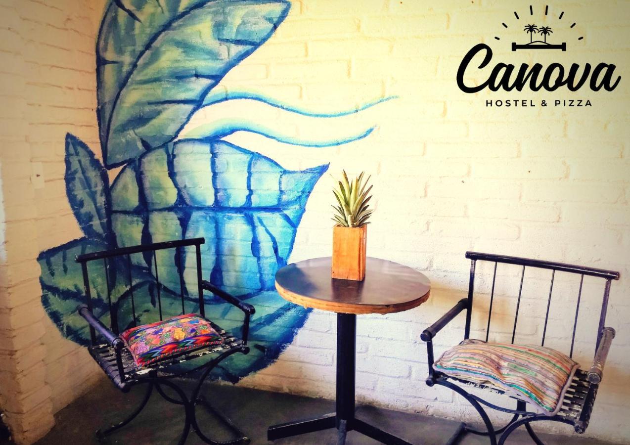 Canova Hostel & Pizza Puerto Vallarta Exterior photo